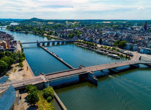 Netherlands - Maastricht 001-buitengewoonlibeek